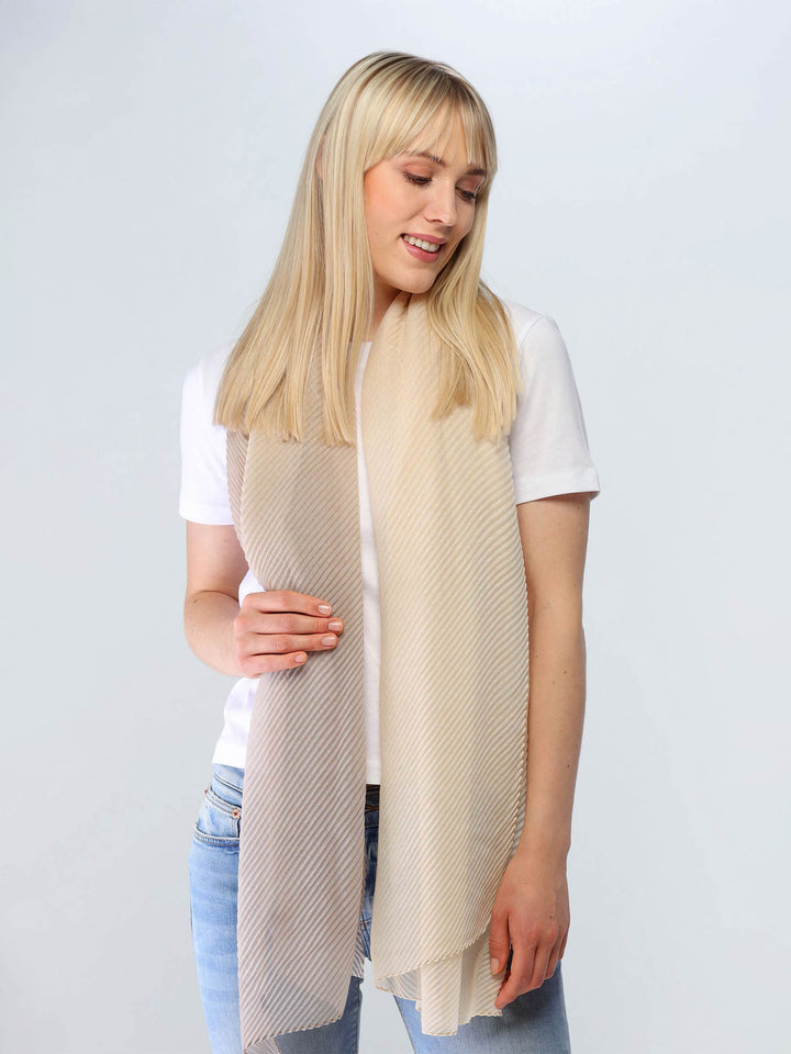 Plissee-Stola mit Ombré-Effekt - beige / OneSize | 625490-170