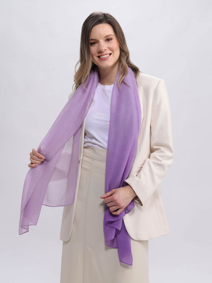 Plissee-Stola mit Ombré-Effekt - lavender / OneSize | 625490-460