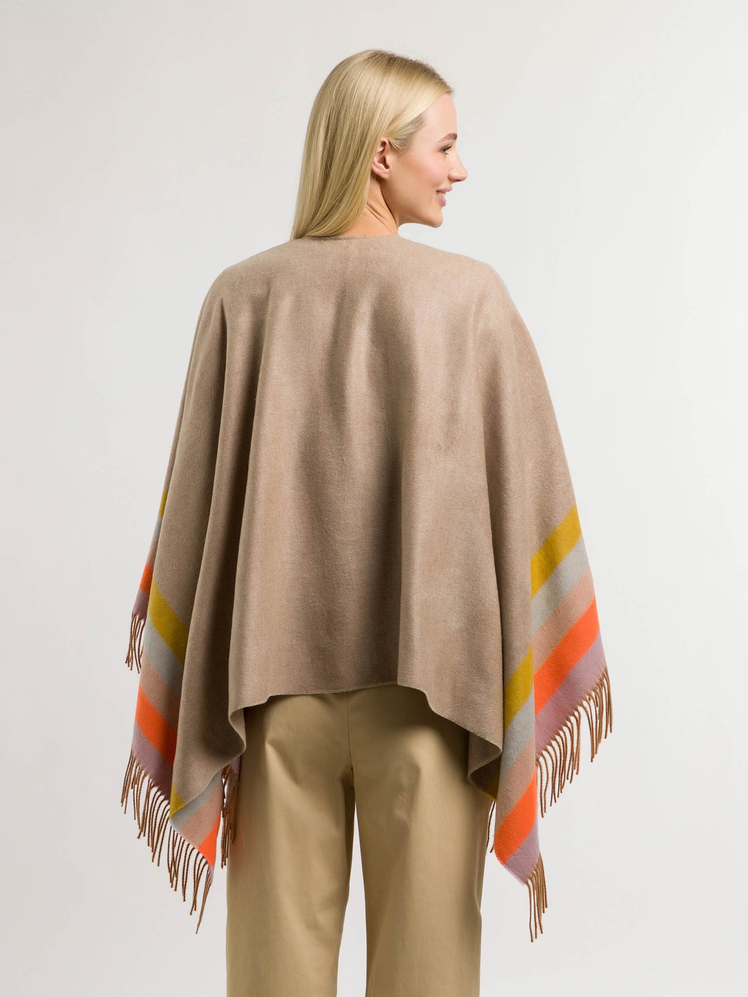 Poncho mit Highlight- Streifen - cafe au lait / OneSize | 631020-187