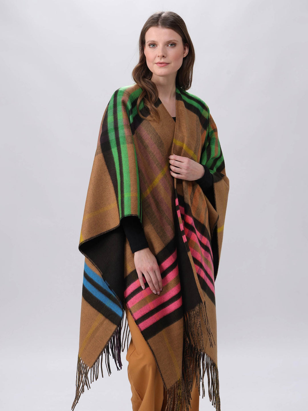 Wendbarer Poncho FRAAS Plaid Karo / Uni - camel / OneSize | 631022-180