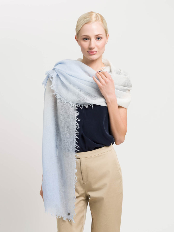 Wollschal im Ombré-Design - cashmere blue / OneSize | 638054-505