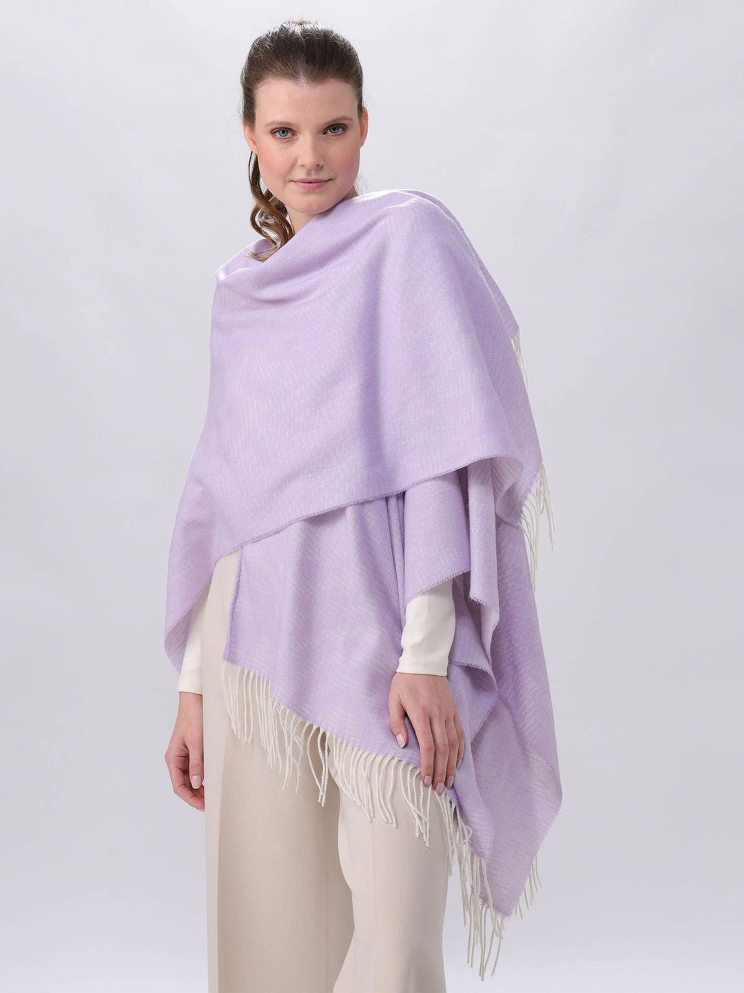 Sustainability Edition - Einfarbiger Poncho - Made in Germany - lavender / OneSize | 644009-460