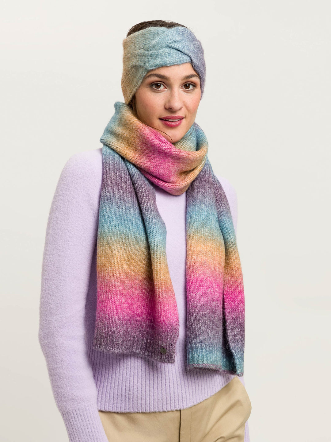 Strickschal mit Farbverlauf in Wollmischung - multicolor / OneSize | 667090-970