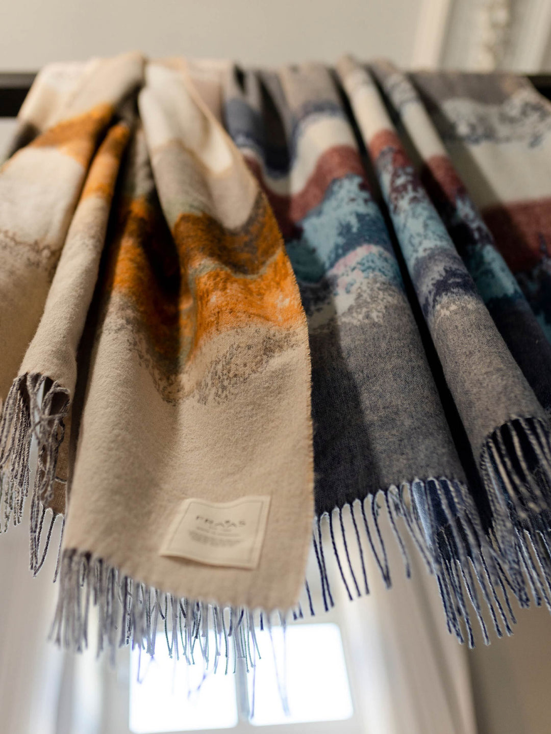 Sustainability Edition - Cashmink-Decke mit Aquarell-Design - Made in Germany - denim | 670203-580