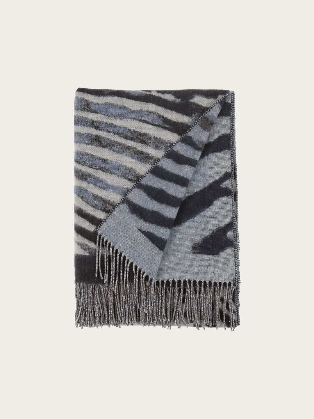 Sustainability Edition - Cashmink-Decke mit Zebra-Design - Made in Germany - black | 670204-990